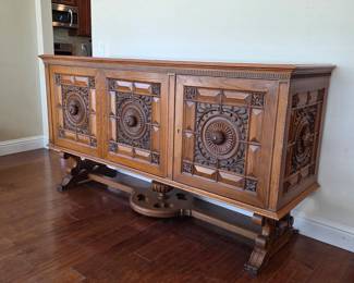 Antique 19th Century French Renaissance Style sideboard buffet