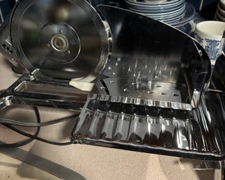 Rival Electric Meat Slicer/grater - adjustable