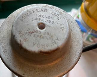 Armspear MFG New York Lantern