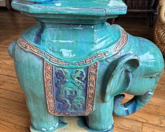 LARGE CERAMIC ELEPHANT