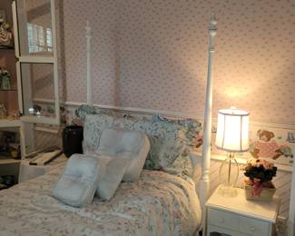 Twin 4 post bed