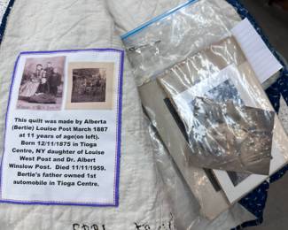 1887 Quilt & Photo's