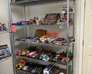 Lots of Matchbox and Hot Wheels