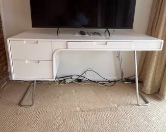 White modern swing style desk 55 long, 28 deep and 29.5 tall