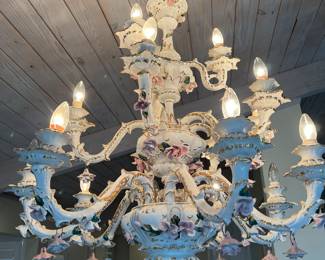 18 light Capodimonte chandelier