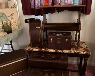 vintage luggage set
