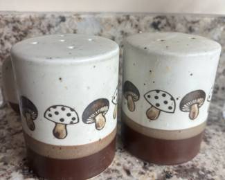 Otagiri Speckled Stoneware Mushroom Salt & Pepper Shakers
