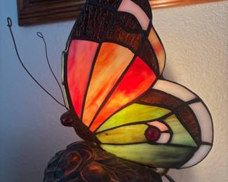 Tiffany Style Butterfly Table Lamp