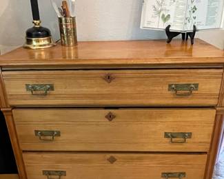 Mid Century 4 Drawer Dresser