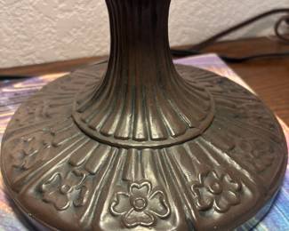 Tiffany Style Dragonfly Table Lamp
