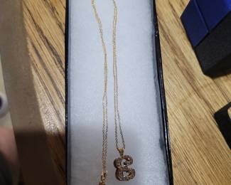 Gold and Diamond Necklace.