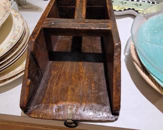 Primitive Scoop