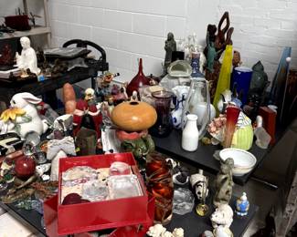 Glass bowls, pitchers, ornaments