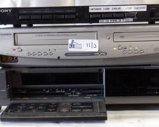LOT OF 3 ELECTRONICS INCLUDING SYLVANIA , JVC HR-S5500U, SONY SB-V66S