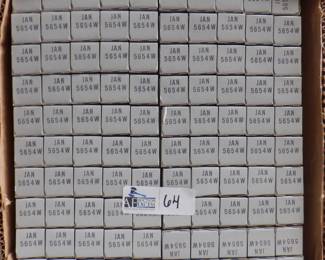 BOX 5654W TUBES NOS