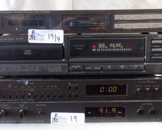 LOT OF 4 TECHNICS ELECTRONICS INCLUDING ST-903B, SH-9038, SL-P170, ST-Z400L