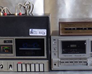 LOT OF 3 ELECTRONICS INCLUDING PANASONIC RS-262US CASSETTE DECK, REALISTIC CHRONOSETTE 237, AND MORE