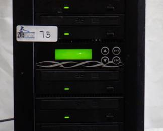 DVD DUPLICATOR