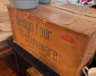 cool retro dish set