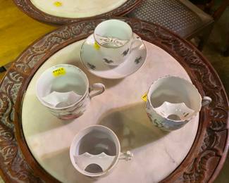 MUSTACHE CUPS