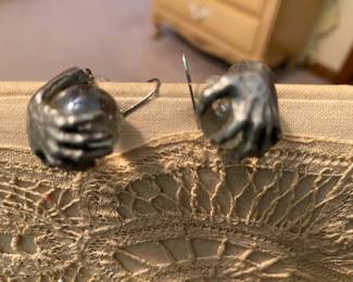 EARRINGS I
