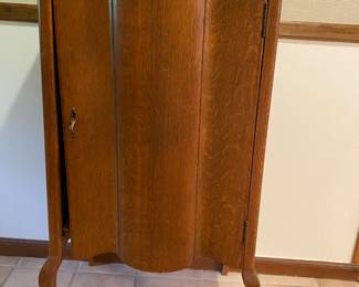 VINTAGE RECORD CABINET