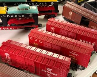 Here’s some more great box cars again all in excellent condition