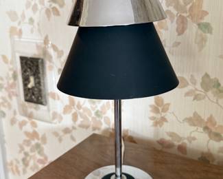 This is a sweet mid-century, modern art deco small table lamp! 