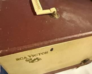 The case even comes with the RCA Victor logo