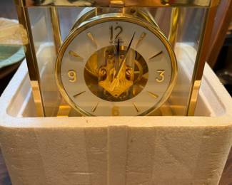 This is the STUNNING Le Coultre & CIE 15 Jewels Atmos Clock! 