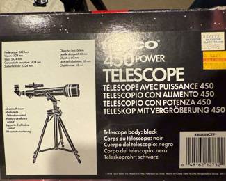 An absolutely MINT condition TASCO 450 Telescope. Original box and carrying case! 