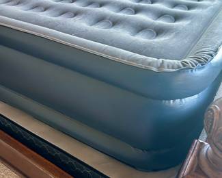 King size air mattress by Idoo