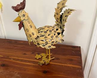 Whimsical Metal Rooster Sculpture - Farmhouse Garden Decor.