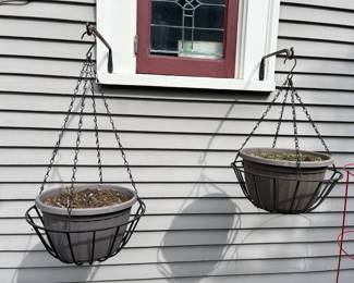 Hanging hooks & pots - 4 of these