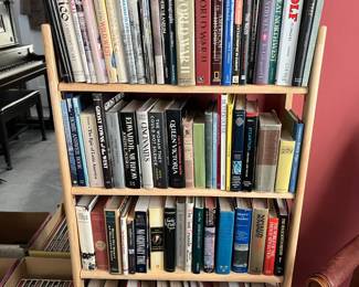 Many books on history, biography, countries, pictorials, art, popular fiction, etc