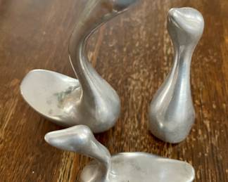 MCM Hoselton aluminum swans - set of 3