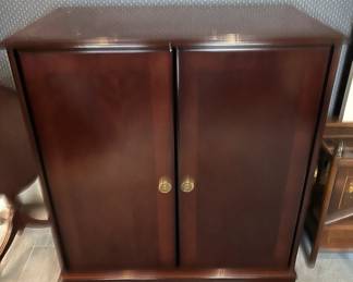 Bombay Co cabinet - no interior shelves