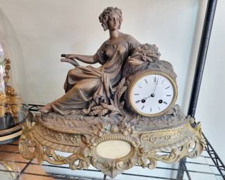 French Mantle Clock. Has been serviced and runs.