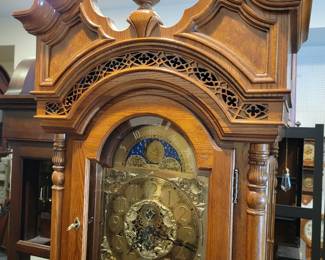 Ridgeway Case Hermerle movement, lit pendulum and top. Three tunes. New movement.