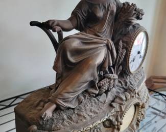 French Mantle Clock. Has been serviced and runs.