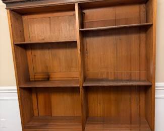Antuque Armoire, mid 1900's. This is a gorgeous piece .