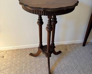Accent Table