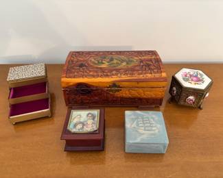 Music and Jewelry Boxes