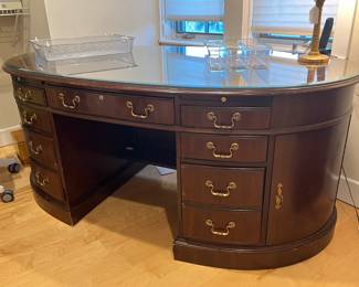 Mahogany Oval Desk approximately 5’11”x39”x30”H