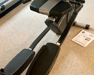 Pro-form hybrid elliptical trainer $150