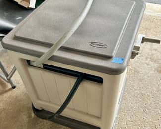 Suncast Hose box & hose $35