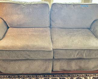 Custom made Alexvale La-Z-Boy Sofa
89”w x 42d x 27h $400