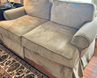 Custom made Alexvale La-Z-Boy Sofa
89”w x 42d x 27h $400