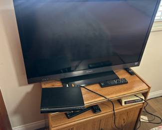 Sony 40in TV, works!