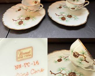 ( 2 ) Teacup Luncheon Plate Sets